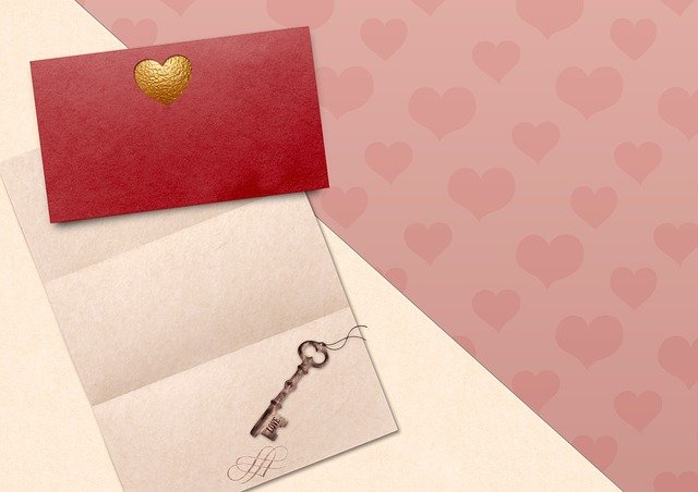 Heart Paper Key Envelope Letters  - DarkmoonArt_de / Pixabay